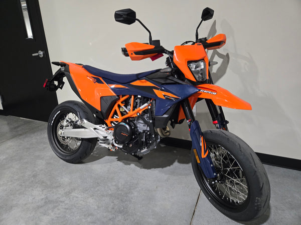 2026 KTM 690 SMC-R