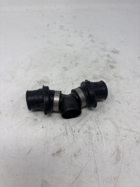 2025 250 SX-F - Radiator Y Piece Complete w/ Down tube (DIS 7602)